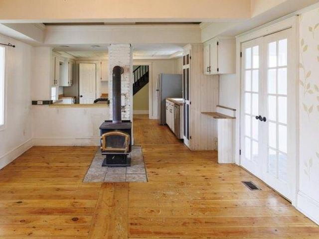 House for sale in Thomaston, Maine