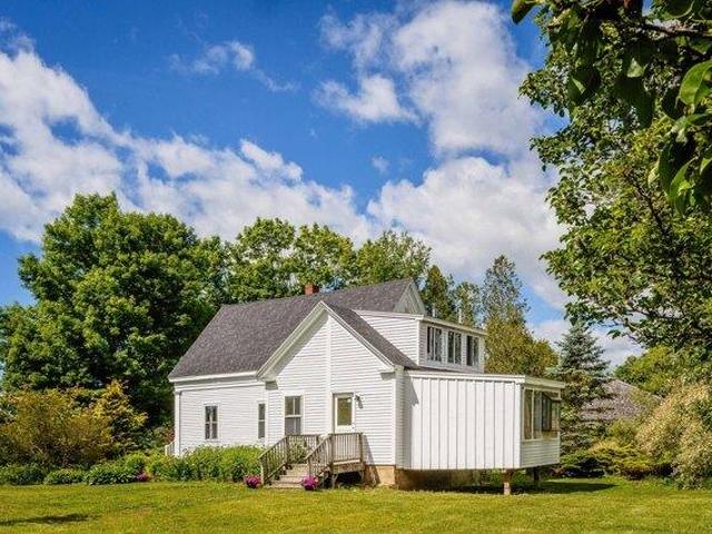 House for sale in Thomaston, Maine