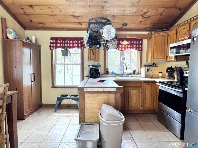 House for sale in Thompson, Connecticut