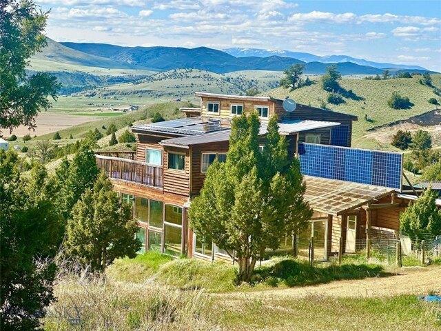 House for sale in Three Forks, Montana