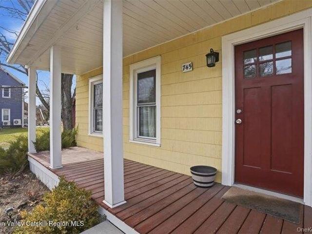 House for sale in Cottekill, New York