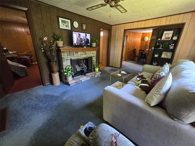 House for sale in Crawford, Pennsylvania