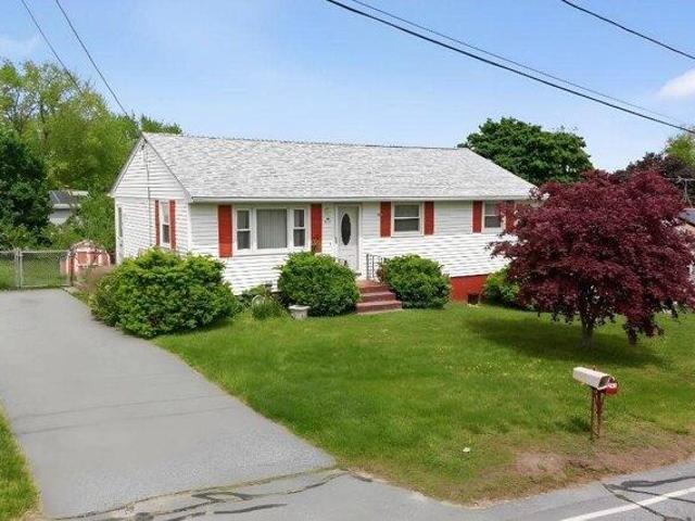 House for sale in Tiverton, Rhode Island