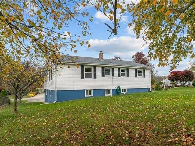 House for sale in Tiverton, Rhode Island