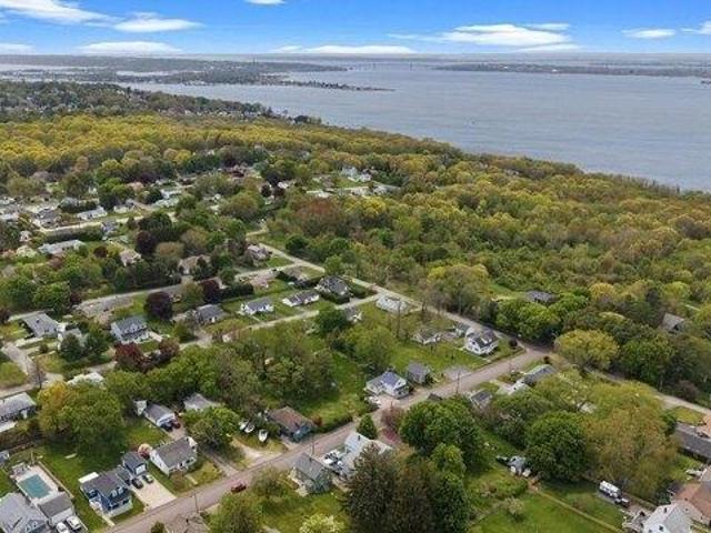 House for sale in Tiverton, Rhode Island