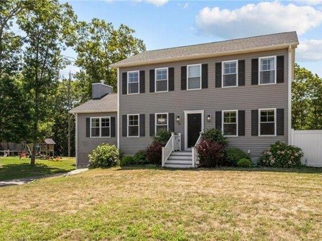 House for sale in Tiverton, Rhode Island