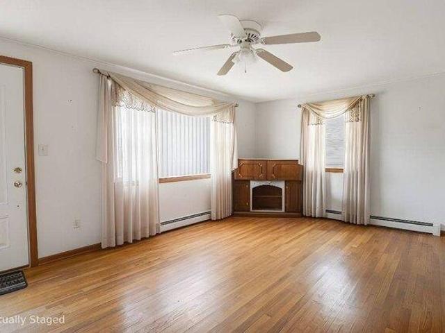 House for sale in Tiverton, Rhode Island
