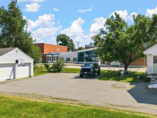 House for sale in Tiverton, Rhode Island