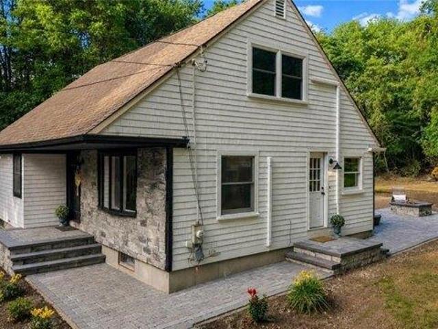 House for sale in Tiverton, Rhode Island