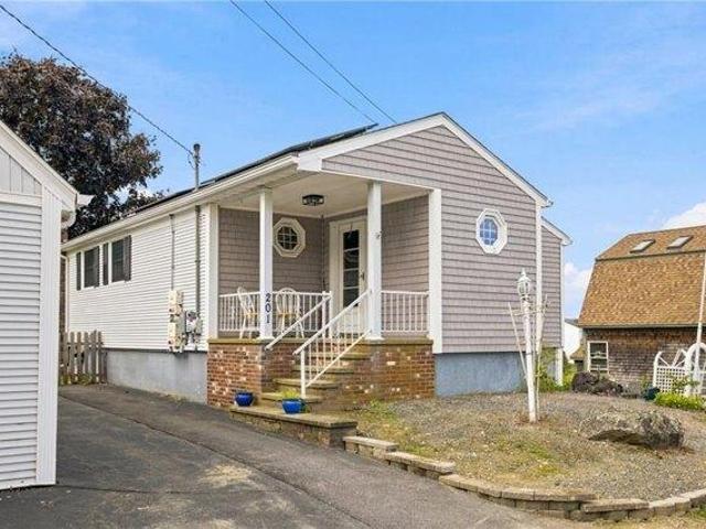 House for sale in Tiverton, Rhode Island