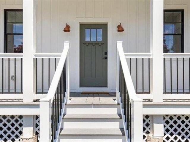 House for sale in Tiverton, Rhode Island