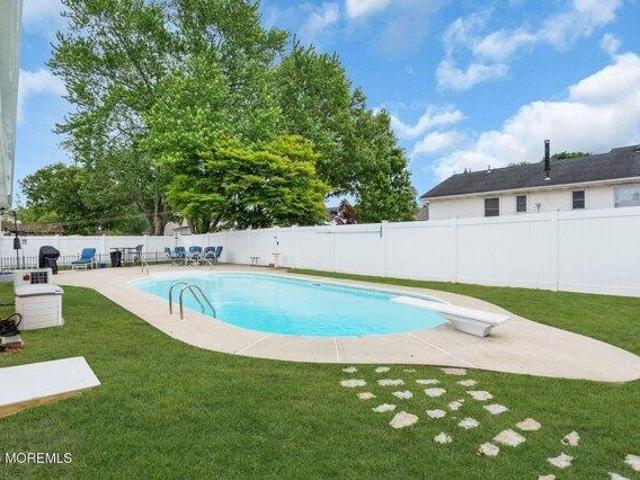 House for sale in Whiting, New Jersey