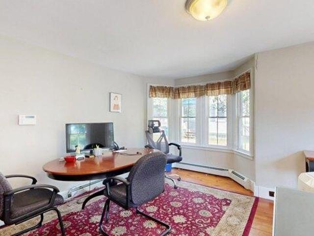 House for sale in Topsham, Maine
