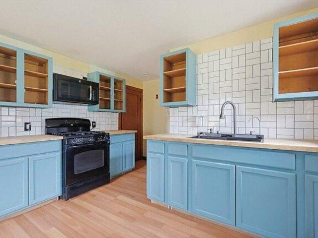 House for sale in Townsend, Massachusetts