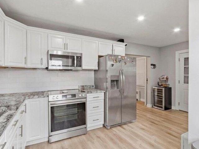 House for sale in Townsend, Massachusetts