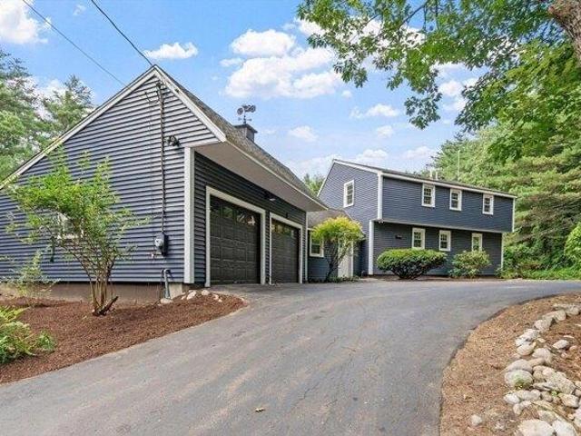 House for sale in Townsend, Massachusetts