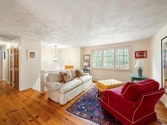 House for sale in Townsend, Massachusetts
