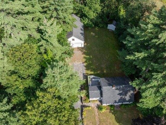 House for sale in Townsend, Massachusetts