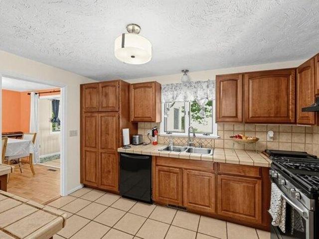 House for sale in Townsend, Middlesex County