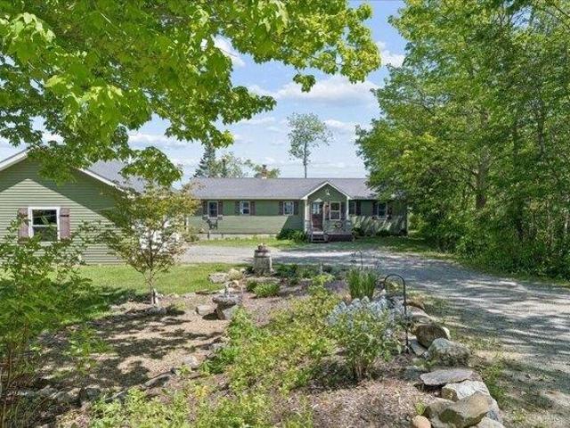 House for sale in Maine