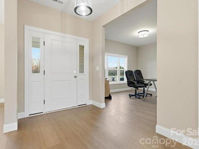 House for sale in Troutman, North Carolina