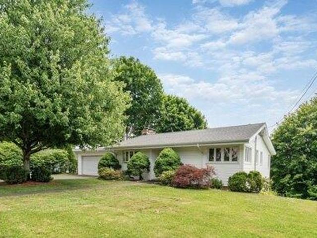 House for sale in Trumbull, Connecticut