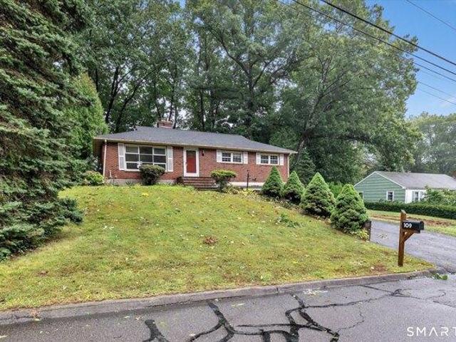 House for sale in Trumbull, Greater Bridgeport Planning Region