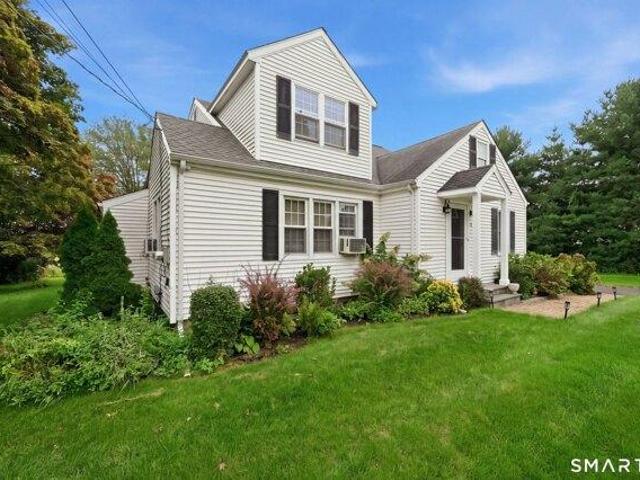 House for sale in Long Hill, Trumbull
