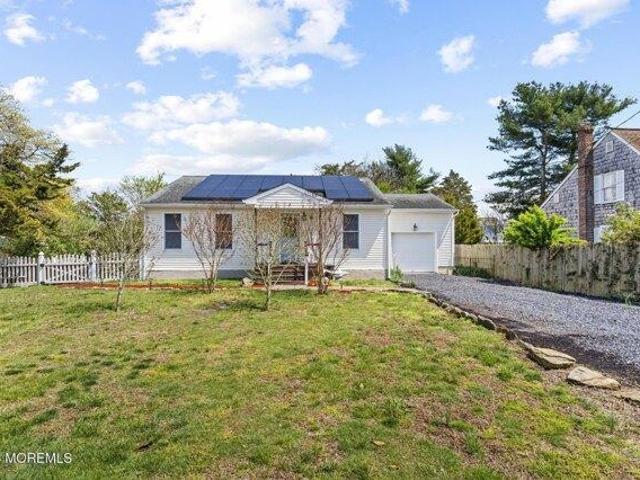 House for sale in Tuckerton, New Jersey