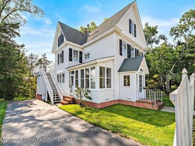 House for sale in Tuckerton, New Jersey