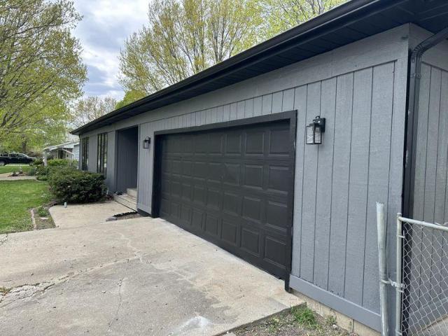 House for sale in Douglas, Illinois