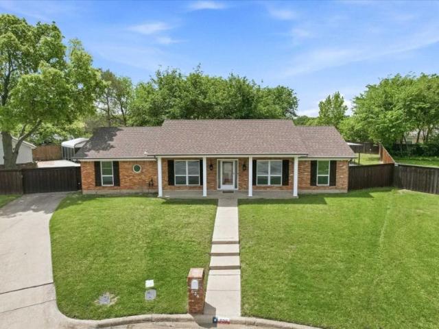 House for sale in Bedford, Texas