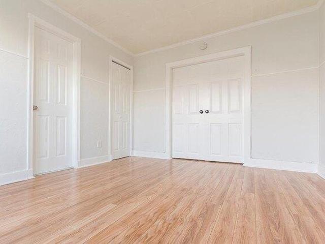 House for sale in Hudson, New Jersey