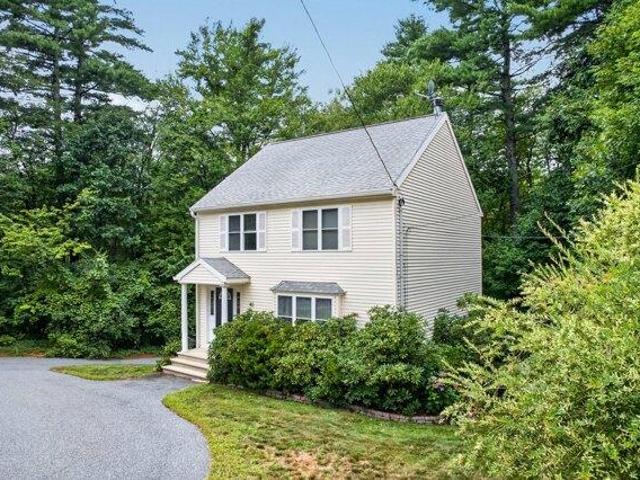House for sale in Upton, Massachusetts