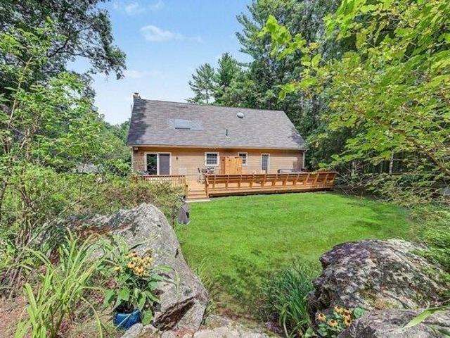 House for sale in Upton, Massachusetts