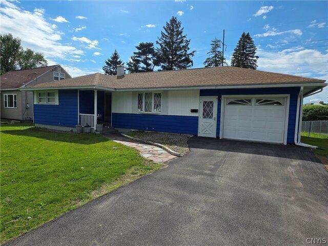 House for sale in Oneida, New York