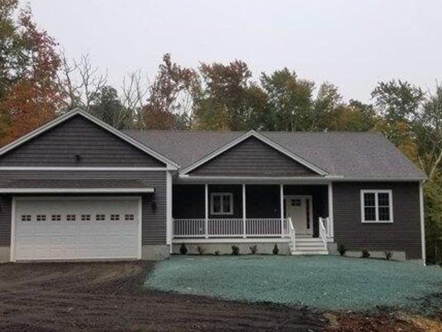 House for sale in North Uxbridge, Massachusetts