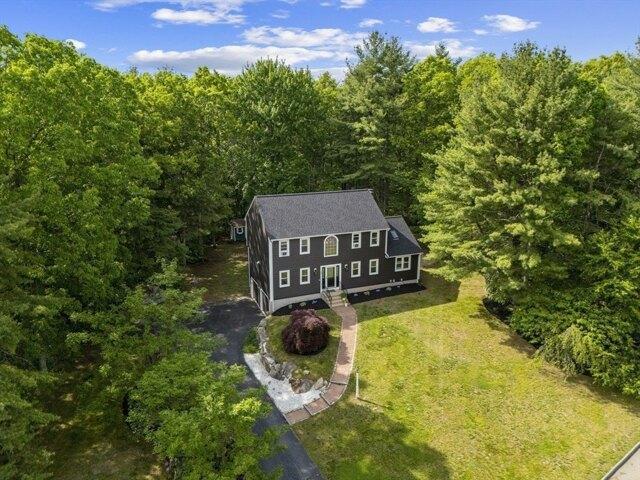 House for sale in North Uxbridge, Massachusetts
