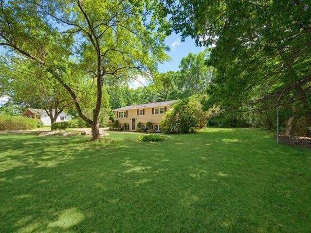 House for sale in North Uxbridge, Massachusetts