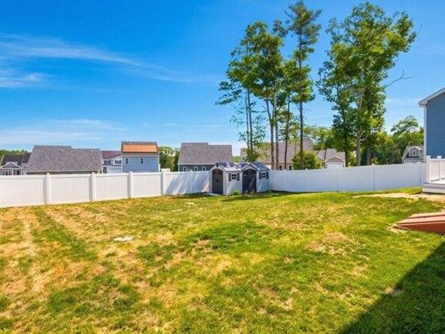 House for sale in North Uxbridge, Massachusetts