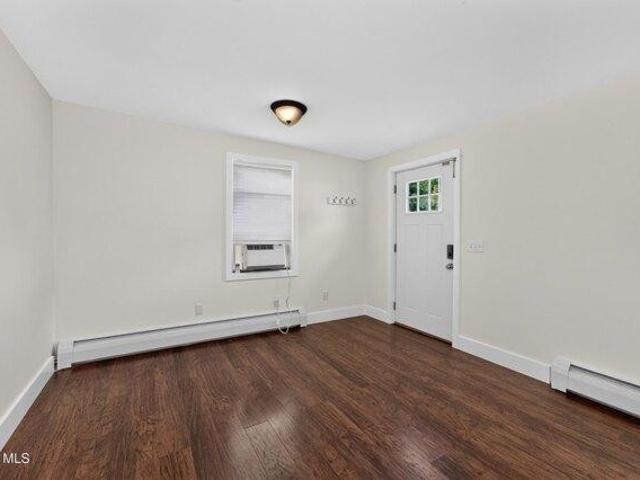 House for sale in Kinderhook, New York