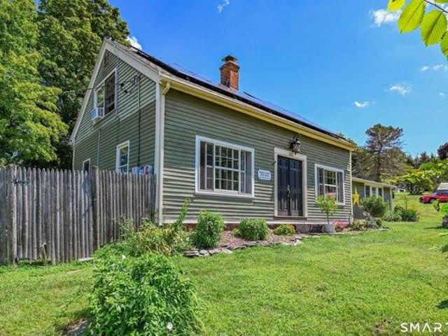 House for sale in Vernon, Capitol Planning Region