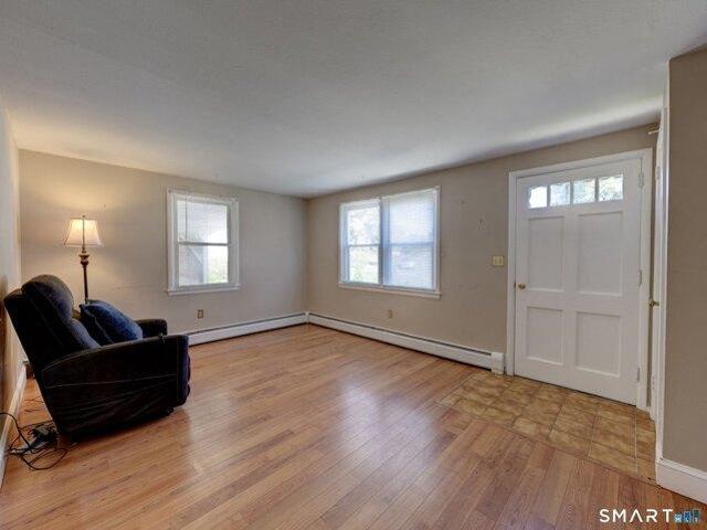 House for sale in Vernon, Capitol Planning Region