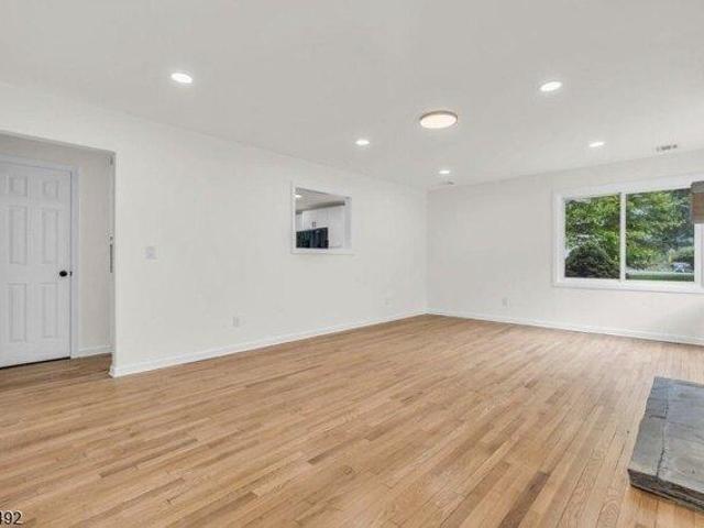 House for sale in Glenwood, New Jersey