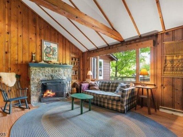 House for sale in Glenwood, New Jersey