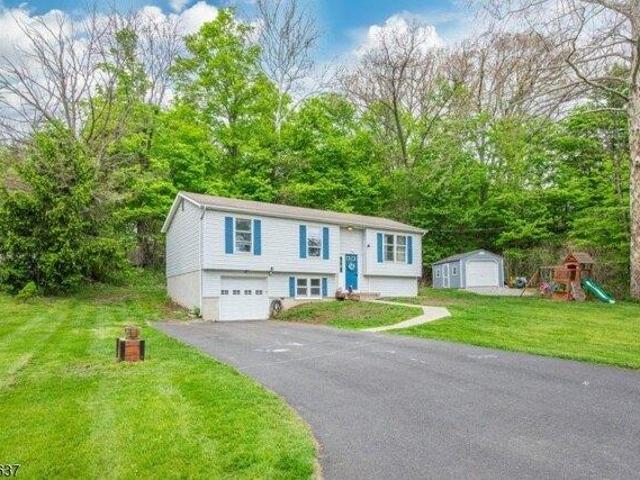House for sale in Glenwood, New Jersey