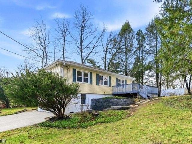 House for sale in Glenwood, New Jersey