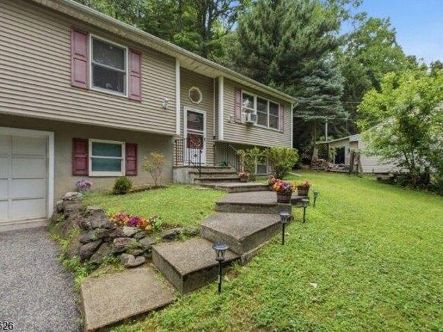 House for sale in Glenwood, New Jersey