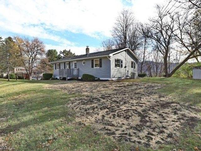 House for sale in Glenwood, New Jersey
