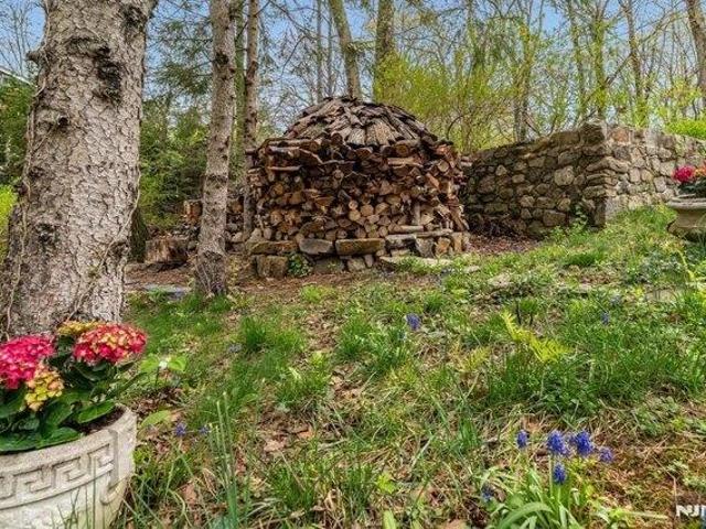 House for sale in Glenwood, New Jersey